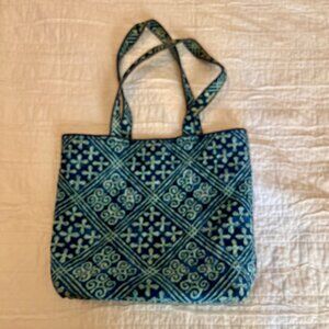Vera Bradley Aqua Cuban Tiles Quilted Tote – 15x11 Everyday Classic